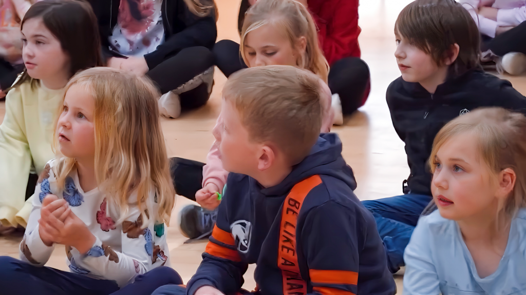 GROW Trust youth work in Glenrothes supporting young people in schools and churches.